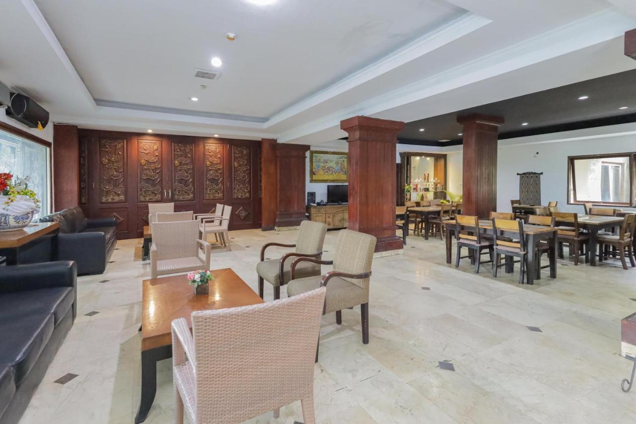 Urbanview Hotel Taman Suci Denpasar  Luaran gambar