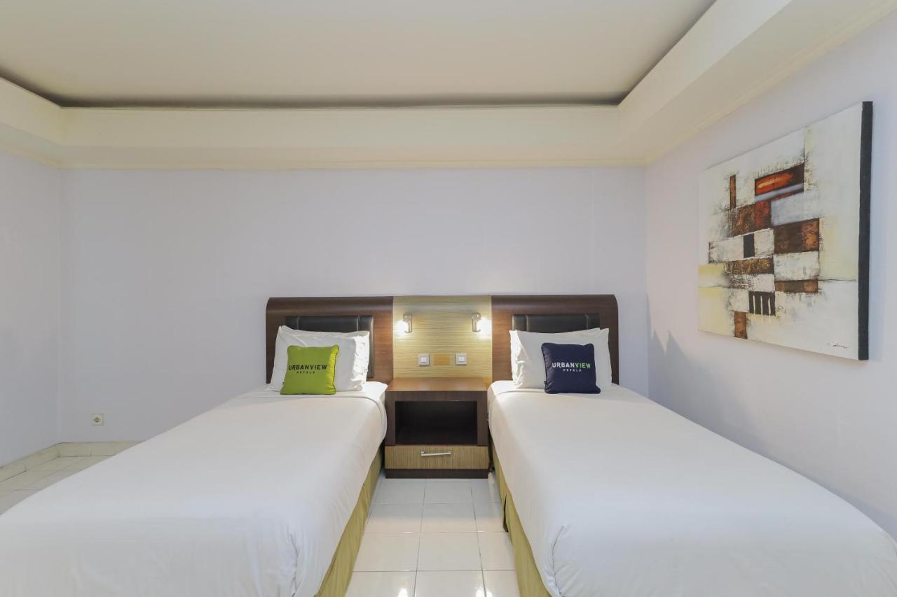 Urbanview Hotel Taman Suci Denpasar  Luaran gambar
