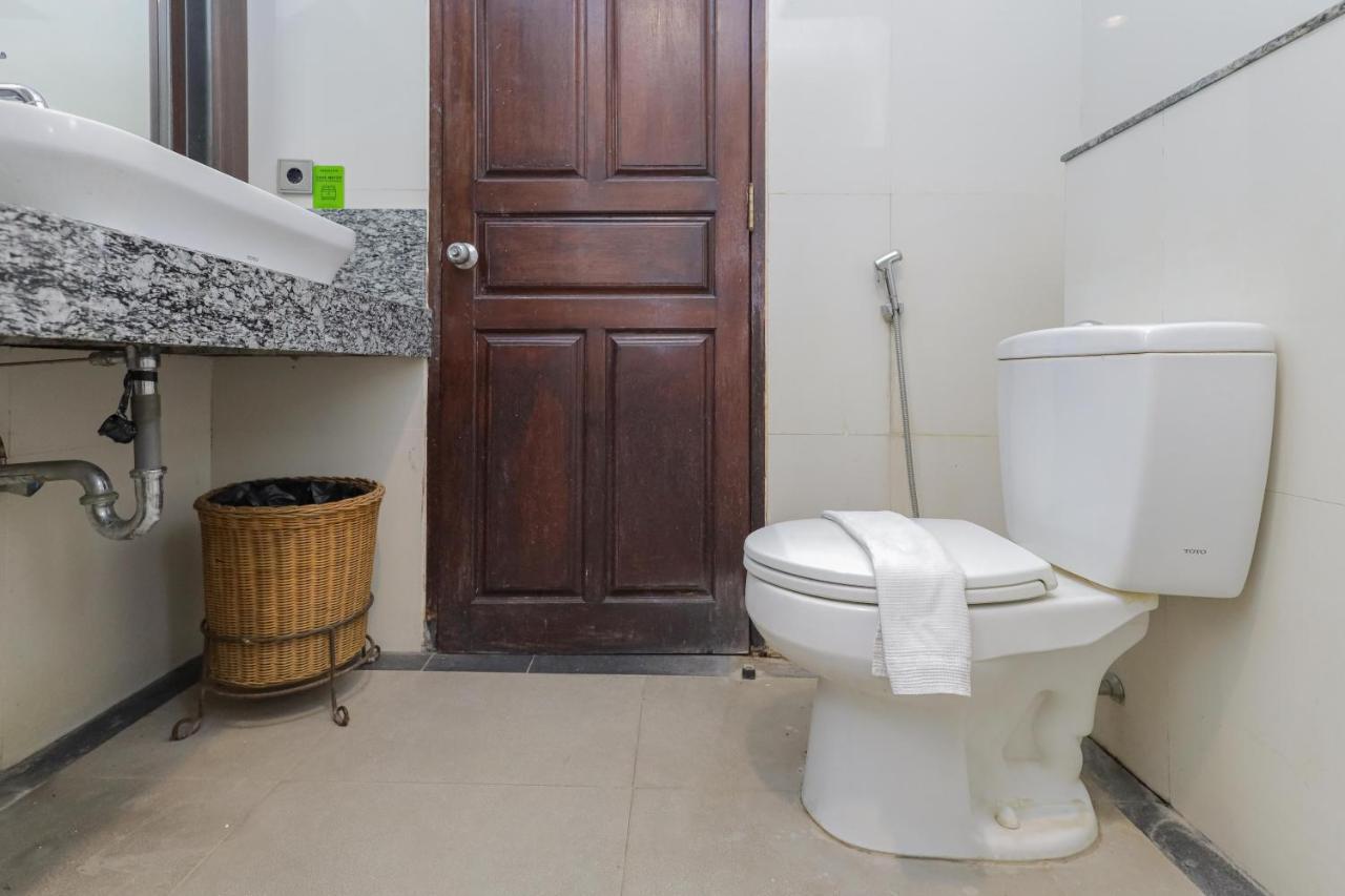 Urbanview Hotel Taman Suci Denpasar  Luaran gambar