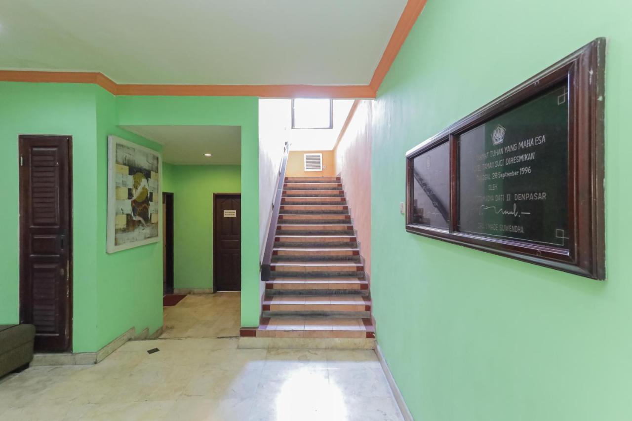 Urbanview Hotel Taman Suci Denpasar  Luaran gambar