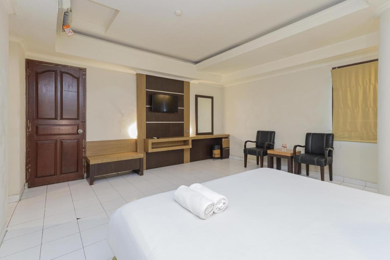 Urbanview Hotel Taman Suci Denpasar  Luaran gambar