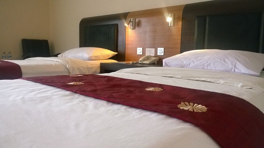 Urbanview Hotel Taman Suci Denpasar  Luaran gambar